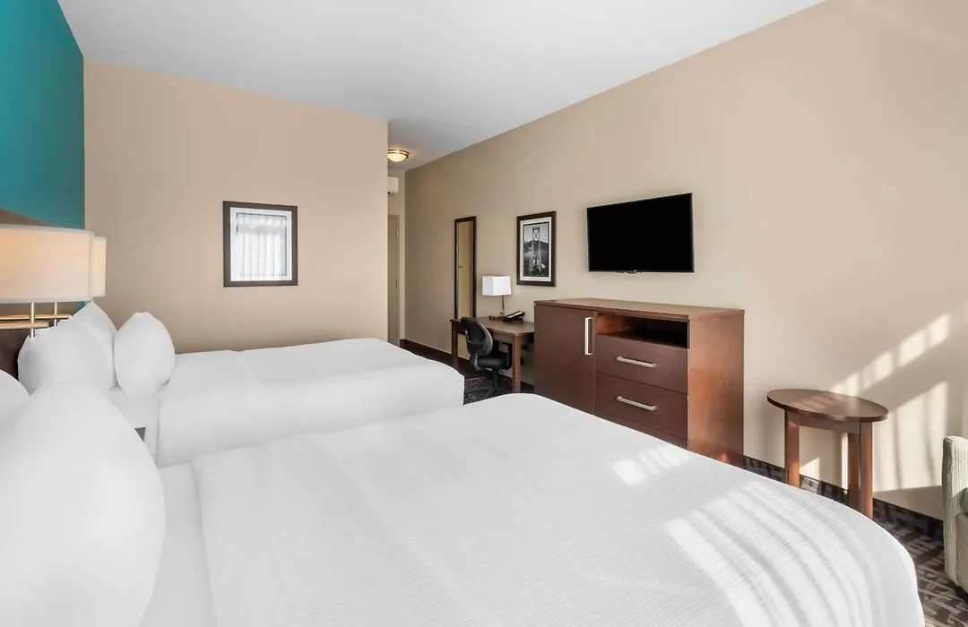 Best Western Plus Hotel Montreal-1